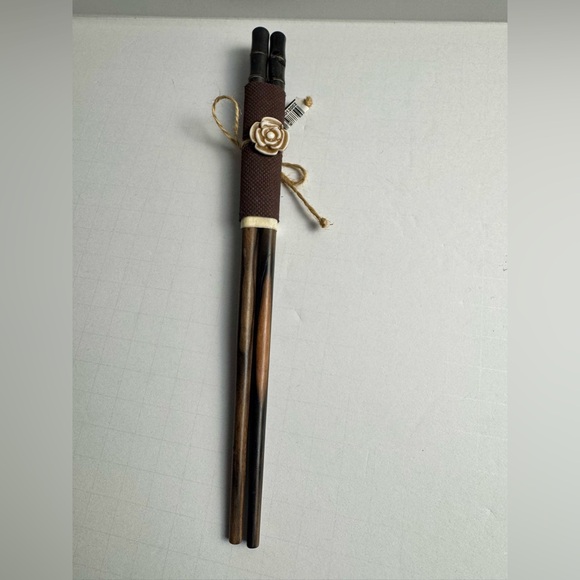 Hardwood Reusable Wood Chopsticks - Picture 6 of 7